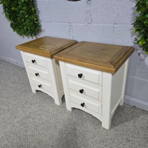 Barker and Stonehouse Bedside Drawers Pre-Owned Barker and Stonehouse Bedside Drawers Pre-Owned