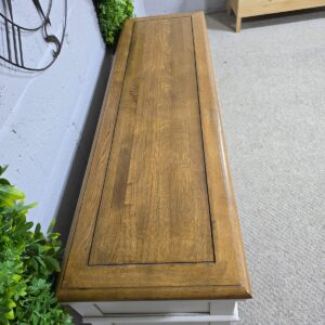Pre-Loved Oak Shay Chest Pre-Loved Oak Shay Chest