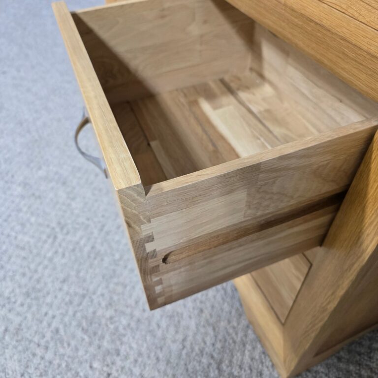 Pre-Owned Oak FurnitureLand Bedside Drawers Pre-Owned Oak FurnitureLand Bedside Drawers