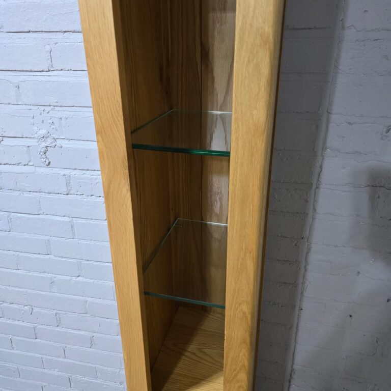 Slim Solid Oak Display Unit Pre-Loved Slim Solid Oak Display Unit Pre-Loved