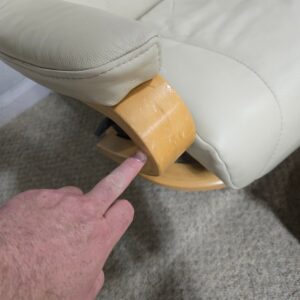 Second Hand Hiomlla Armchair Cream Leather Second Hand Hiomlla Armchair Cream Leather