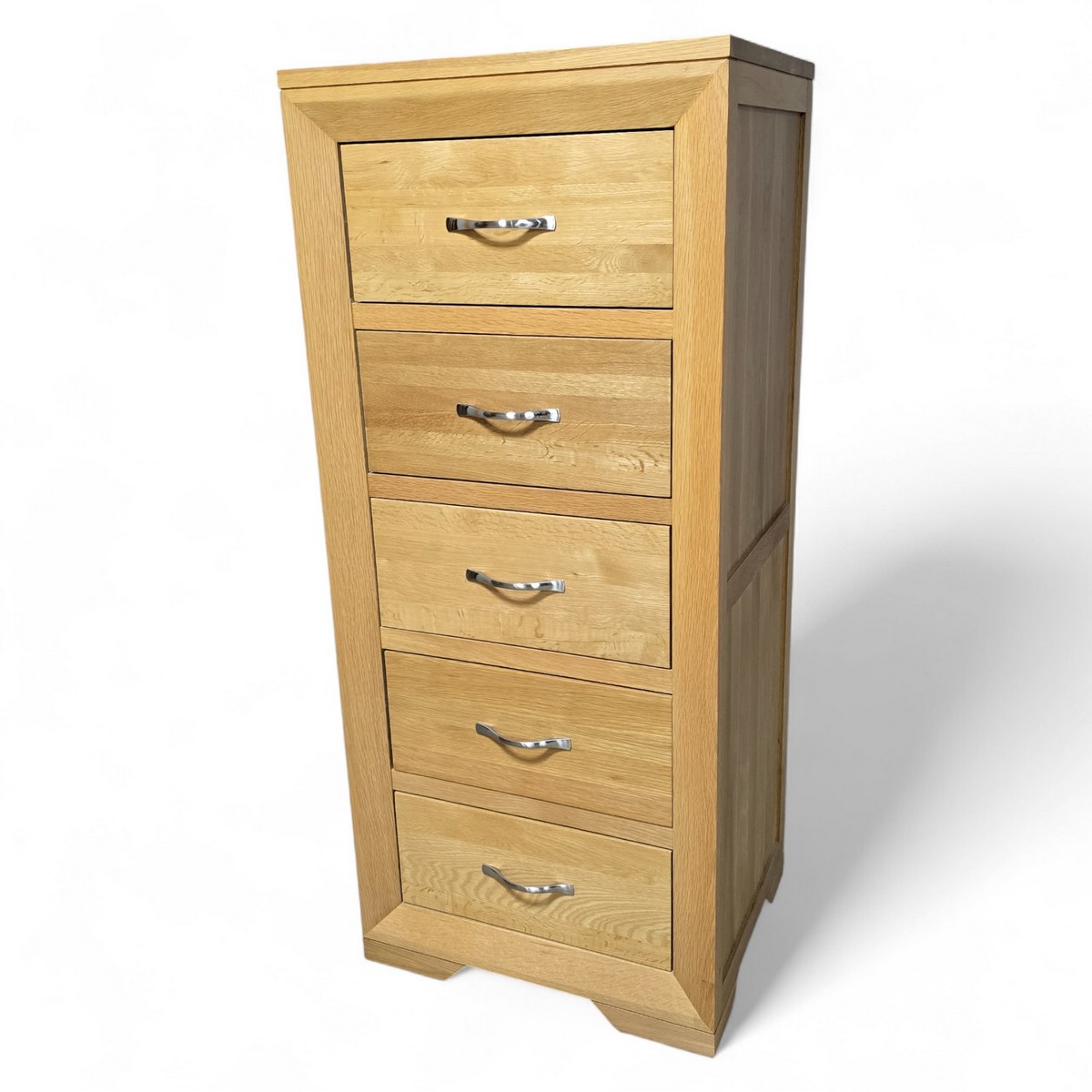Second hand Oak Furniture Land, Bevel range Tallboy in solid oak with brushed silver handles and dovetail joints offering durable storage elegance.