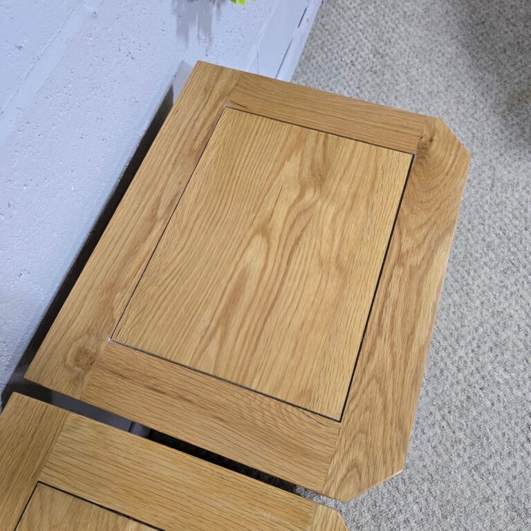 Pair of PreLoved Oak Bedside Drawers Pair of PreLoved Oak Bedside Drawers