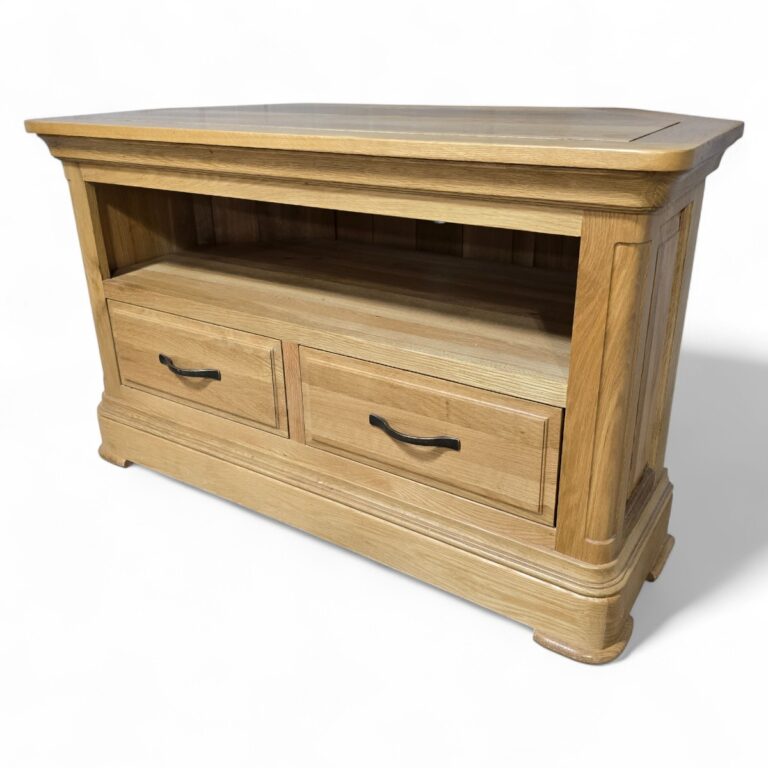 Oak FurnitureLand Pre-Loved TV Stand.