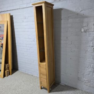 Slim Solid Oak Display Unit Pre-Loved Slim Solid Oak Display Unit Pre-Loved