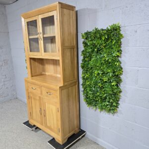 Pre-Owned Oak Bevel Dresser Pre-Owned Oak Bevel Dresser