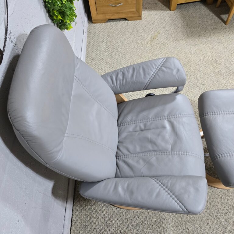 Stressless Consul Recliner Pre Loved Stressless Consul Recliner Pre Loved