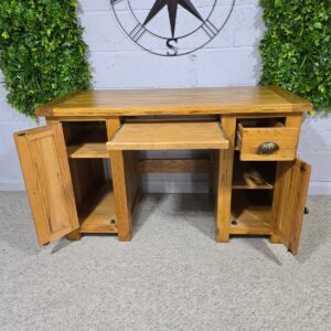 Solid Oak Barker and Stonehouse Desk Solid Oak Barker and Stonehouse Desk