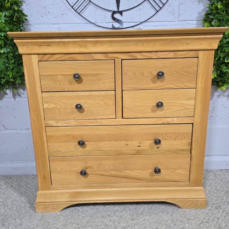Barker and Stonehouse Pre-Owned Chest of Drawers