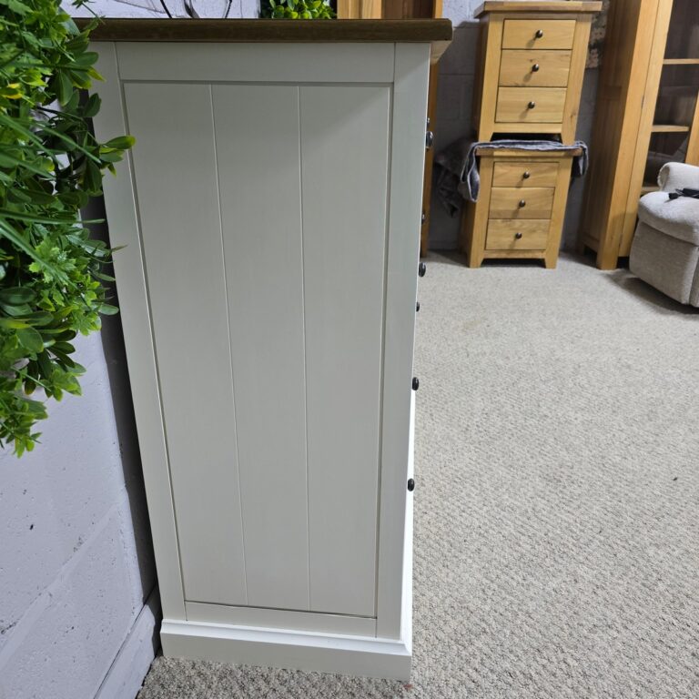 Oak FurnitureLand PreLoved Chest of Drawers Oak FurnitureLand PreLoved Chest of Drawers