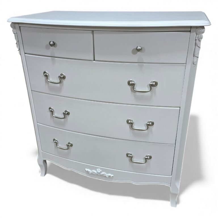 Pre-Loved Chest of Drawers in Soft White