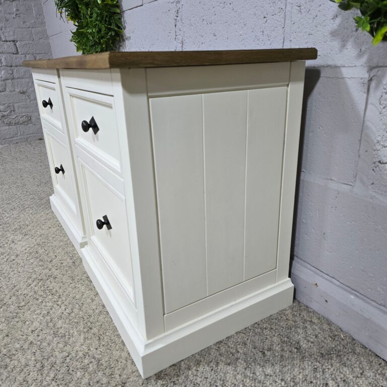 Oak FurnitureLand Pre-Owned Bedside Drawers Oak FurnitureLand Pre-Owned Bedside Drawers