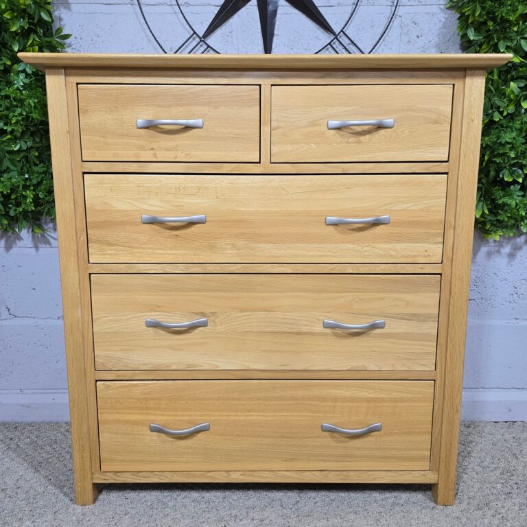 Barker and Stonehouse Solid Oak Chest of Drawers Barker and Stonehouse Solid Oak Chest of Drawers