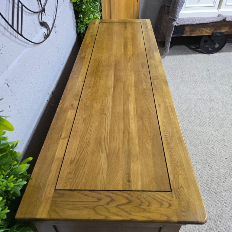 French Farmhouse Sideboard in Medium Oak