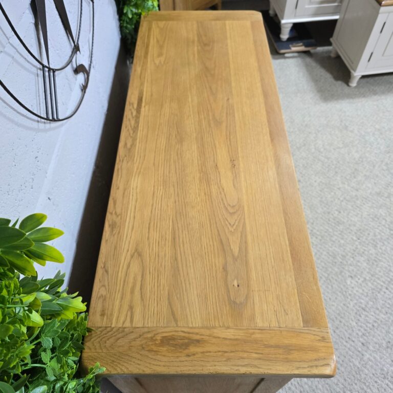 Barker and Stonehouse Solid Oak Chest of Drawers Barker and Stonehouse Solid Oak Chest of Drawers