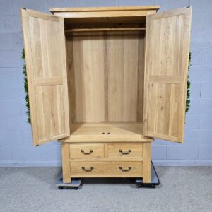 Barker and Stonehouse PreLoved Oak Wardrobe Amazing Value Barker and Stonehouse PreLoved Oak Wardrobe Amazing Value