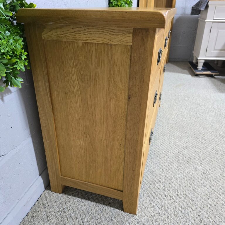 Barker and Stonehouse Solid Oak Chest of Drawers Barker and Stonehouse Solid Oak Chest of Drawers