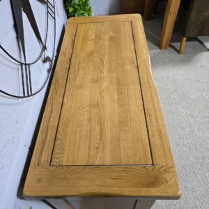 Explore the charm of this PreLoved Oak Furniture Land Original Rustic chest of drawers. Explore the charm of this PreLoved Oak Furniture Land Original Rustic chest of drawers.