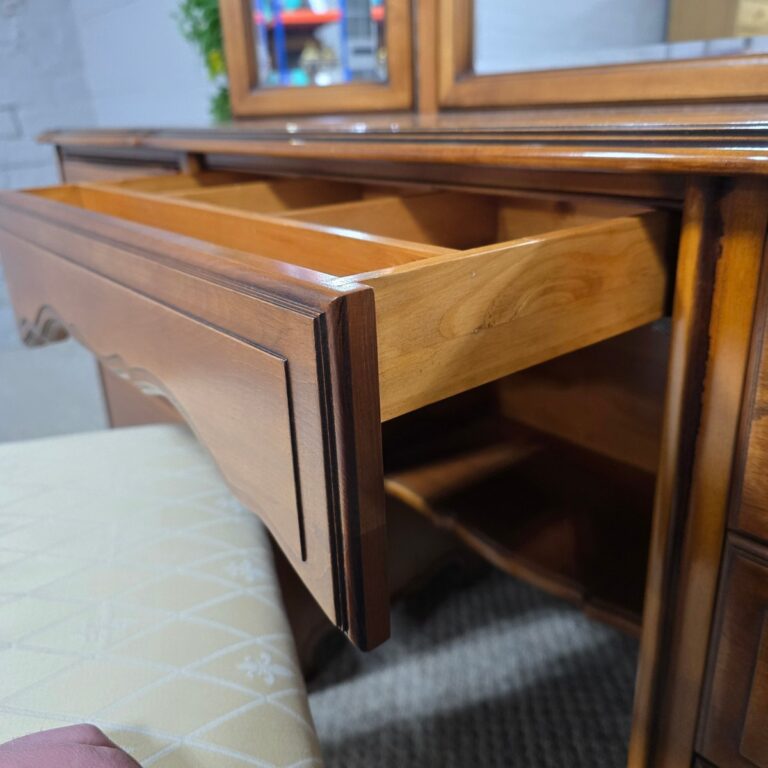 Pre-Loved Dark Oak Dressing Table Set - Timeless Quality
