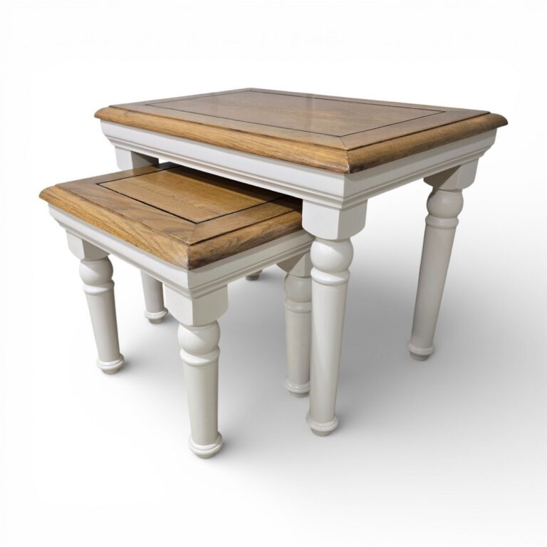 Second-hand Oak Furniture Land Shay Nest of Tables in Solid Oak