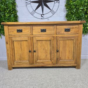Explore the timeless charm of this pre-loved Barker and Stonehouse Rustic Solid Oak Sideboard.
