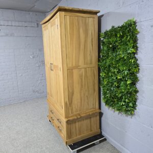 Second-Hand Oak Furniture Land Tokyo Solid Oak Double Wardrobe Second-Hand Oak Furniture Land Tokyo Solid Oak Double Wardrobe