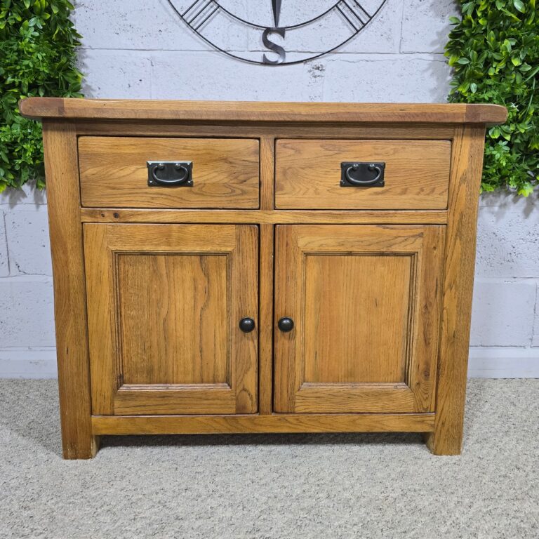 Peek inside its story... then write your own chapter with this second hand Barker and Stonehouse small solid oak sideboard. Peek inside its story... then write your own chapter with this second hand Barker and Stonehouse small solid oak sideboard.