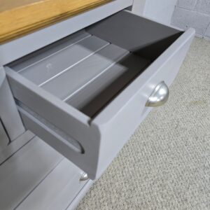 Peek inside its story... then write your own chapter with this preloved Oak Furniture Land St. Ives chest of drawers. Peek inside its story... then write your own chapter with this preloved Oak Furniture Land St. Ives chest of drawers.