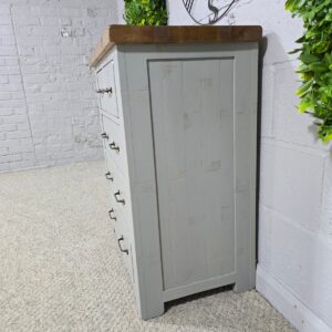 Peek inside its story... then write your own chapter with this pre-loved Oak Furniture Land Clermont chest. Peek inside its story... then write your own chapter with this pre-loved Oak Furniture Land Clermont chest.