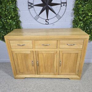Pre-loved Bevel Natural Solid Oak Large sideboard - Save hundreds on this elegant piece Pre-loved Bevel Natural Solid Oak Large sideboard - Save hundreds on this elegant piece