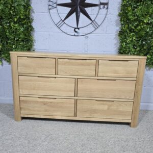 PreLoved Oak Furniture Land Romsey Solid Oak Seven-Drawer Chest PreLoved Oak Furniture Land Romsey Solid Oak Seven-Drawer Chest