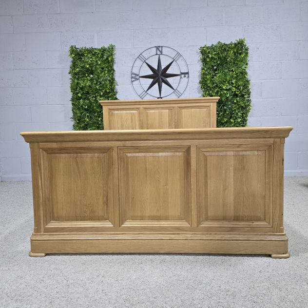 Pre-owned Oak Furniture Land Canterbury Double Bed: Timeless Elegance for Less