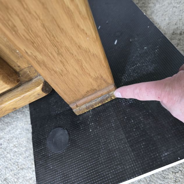 Peek inside its story... then write your own chapter with this pre-loved solid oak display unit. Peek inside its story... then write your own chapter with this pre-loved solid oak display unit.