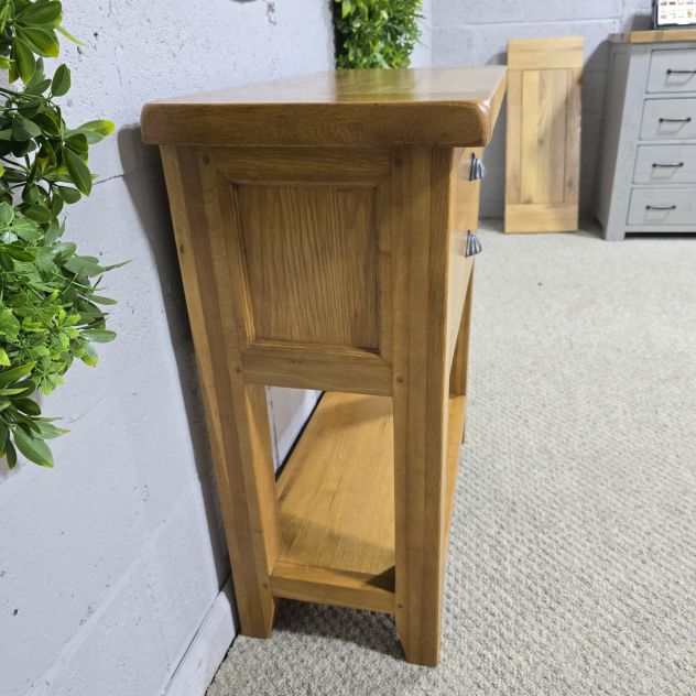 Elegant Barker and Stonehouse Solid Oak Console Table - Second Hand Elegant Barker and Stonehouse Solid Oak Console Table - Second Hand