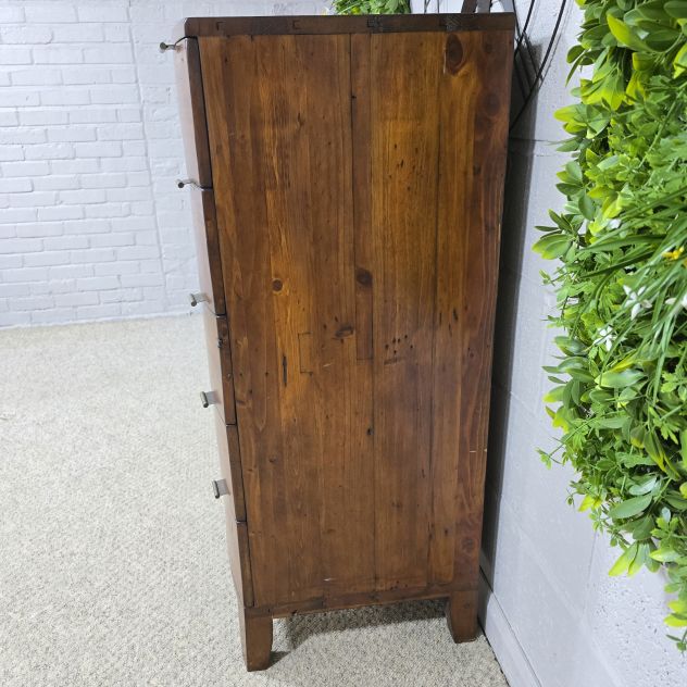 Barker and Stonehouse Navajos Chest of Drawers: Timeless Quality and Style Barker and Stonehouse Navajos Chest of Drawers: Timeless Quality and Style