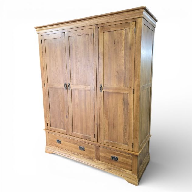 Second hand Oak FurnitureLand French Farmhouse solid oak triple wardrobe Second hand Oak FurnitureLand French Farmhouse solid oak triple wardrobe