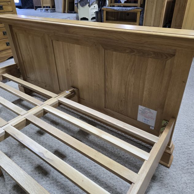 Pre-owned Oak Furniture Land Canterbury Double Bed: Timeless Elegance for Less