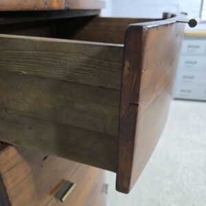 Barker and Stonehouse Navajos Chest of Drawers: Timeless Quality and Style Barker and Stonehouse Navajos Chest of Drawers: Timeless Quality and Style