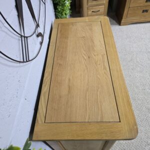 Explore the timeless quality and savings on this PreLoved Oak Furniture Land Canterbury solid oak storage cupboard. Explore the timeless quality and savings on this PreLoved Oak Furniture Land Canterbury solid oak storage cupboard.