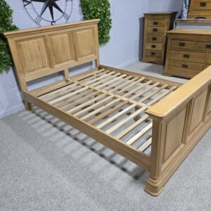 Pre-owned Oak Furniture Land Canterbury Double Bed: Timeless Elegance for Less