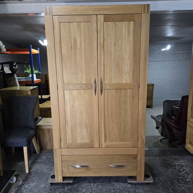 PreLoved Oak FurnitureLand Alto Double Wardrobe in Solid Oak PreLoved Oak FurnitureLand Alto Double Wardrobe in Solid Oak