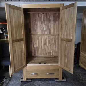 PreLoved Oak FurnitureLand Alto Double Wardrobe in Solid Oak PreLoved Oak FurnitureLand Alto Double Wardrobe in Solid Oak