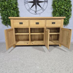 Peek inside its story... then write your own chapter with this second hand Barker and Stonehouse solid oak sideboard. Peek inside its story... then write your own chapter with this second hand Barker and Stonehouse solid oak sideboard.