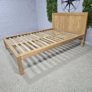 Peek inside its story... then write your own chapter with this pre-loved Oak FurnitureLand solid oak double bed frame.