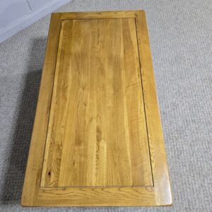 French Farmhouse Rustic Solid Oak Coffee Table: Second Hand Luxury French Farmhouse Rustic Solid Oak Coffee Table: Second Hand Luxury