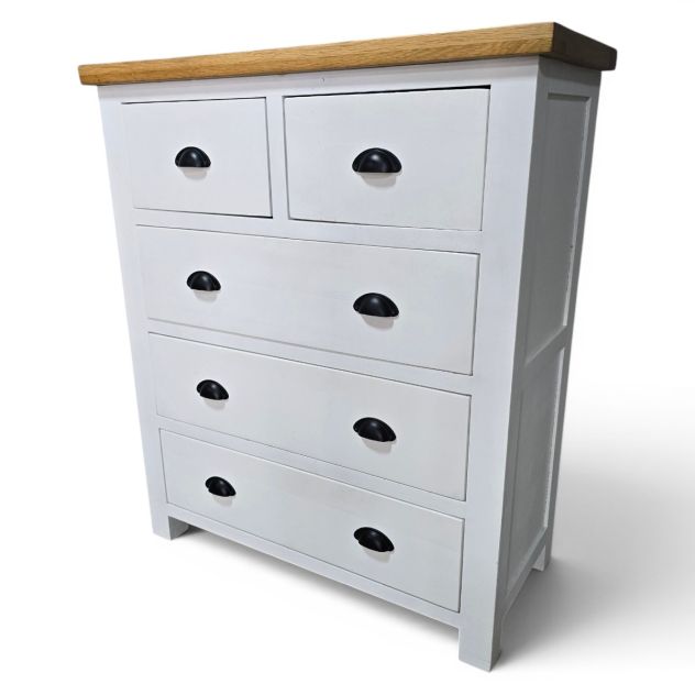 Pre-owned Solid Oak Chest of Drawers: Timeless Quality at a Fraction of the Cost Pre-owned Solid Oak Chest of Drawers: Timeless Quality at a Fraction of the Cost