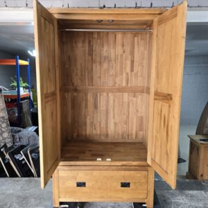 Elegant and Durable: Second-hand Oak Furniture Land Original Rustic Solid Oak Double Wardrobe Elegant and Durable: Second-hand Oak Furniture Land Original Rustic Solid Oak Double Wardrobe
