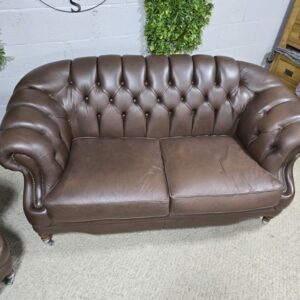 Second Hand Chesterfield Suite: Rich, Warm Brown Leather and Ornate Turned Legs Second Hand Chesterfield Suite: Rich, Warm Brown Leather and Ornate Turned Legs