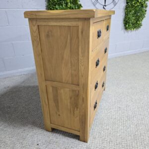 Elegant Pre-Owned Oak Furniture Land Original Rustic Solid Oak Chest of Drawers Elegant Pre-Owned Oak Furniture Land Original Rustic Solid Oak Chest of Drawers