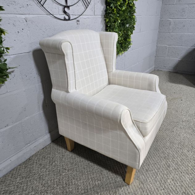 PreLoved Wingback Armchair: A Touch of Elegance and Comfort PreLoved Wingback Armchair: A Touch of Elegance and Comfort